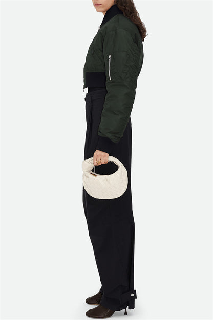 Effortlessly Elegant Bag with a Timeless Design