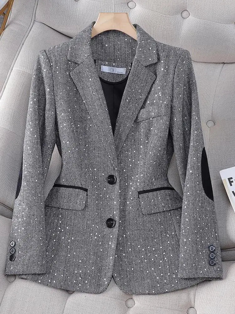 Classic Vintage Garment with a Flattering Fit