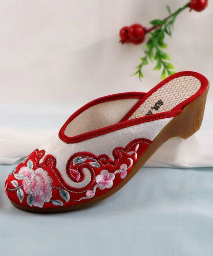 Classic Vintage & Enduringly Stylish Sandals