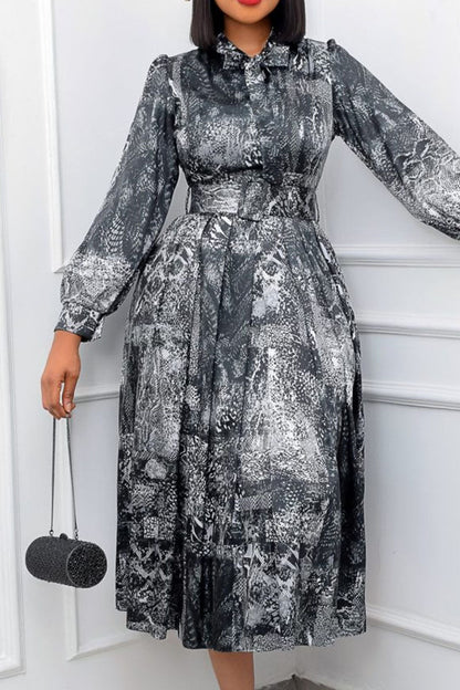 Well Tailored Dress with a Graceful Silhouette