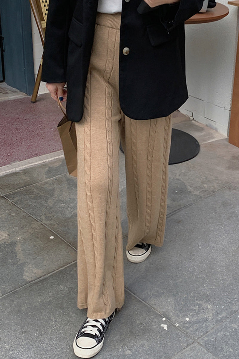 Sophisticated Garment with a Clean Classic Look