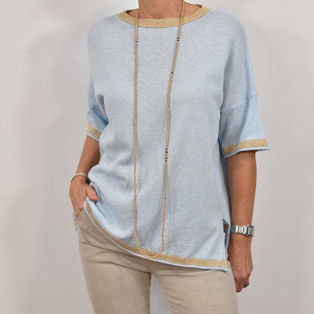 Beautifully Finished Top in a Timeless Design
