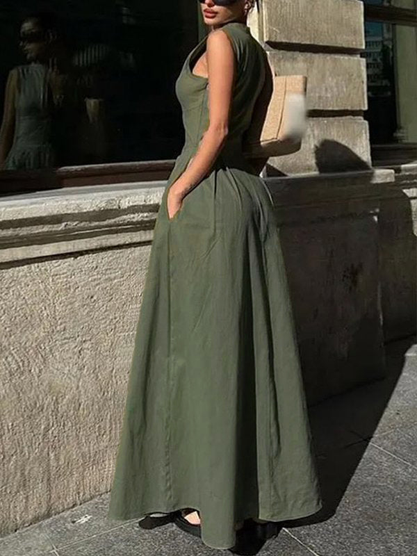 Well Tailored Dress with a Graceful Silhouette