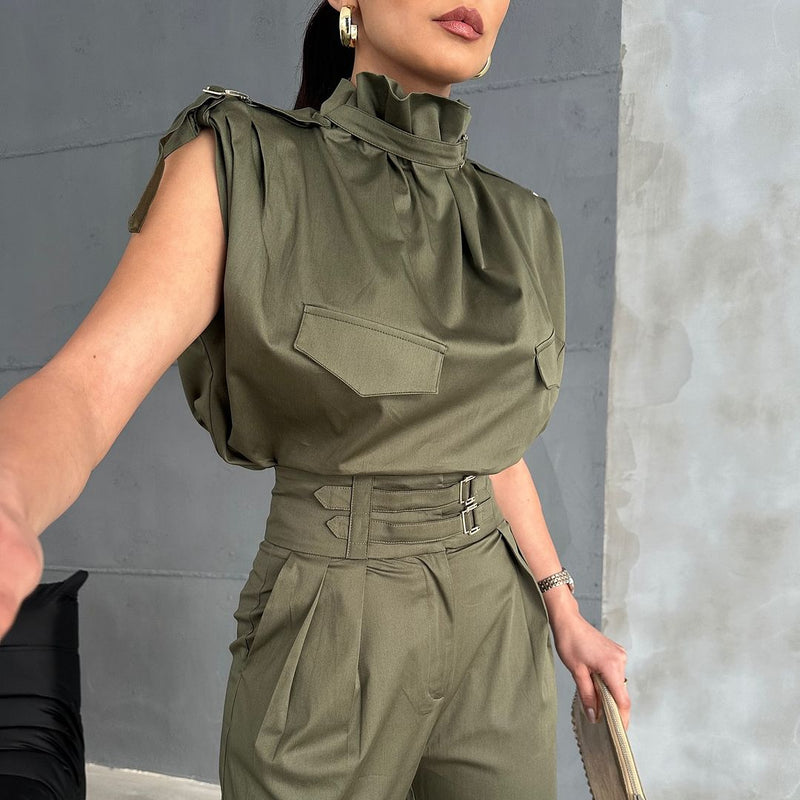 Effortlessly Elegant Garment with a Timeless Design