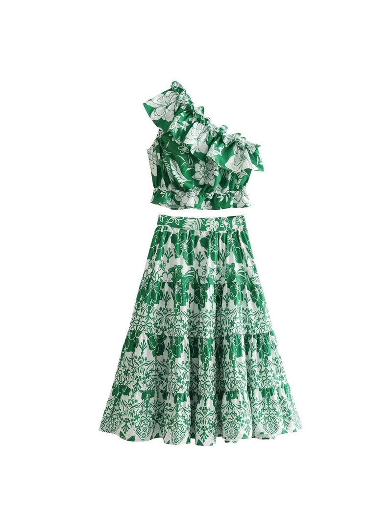 A Vintage Style Top with Delicate Timeless Details