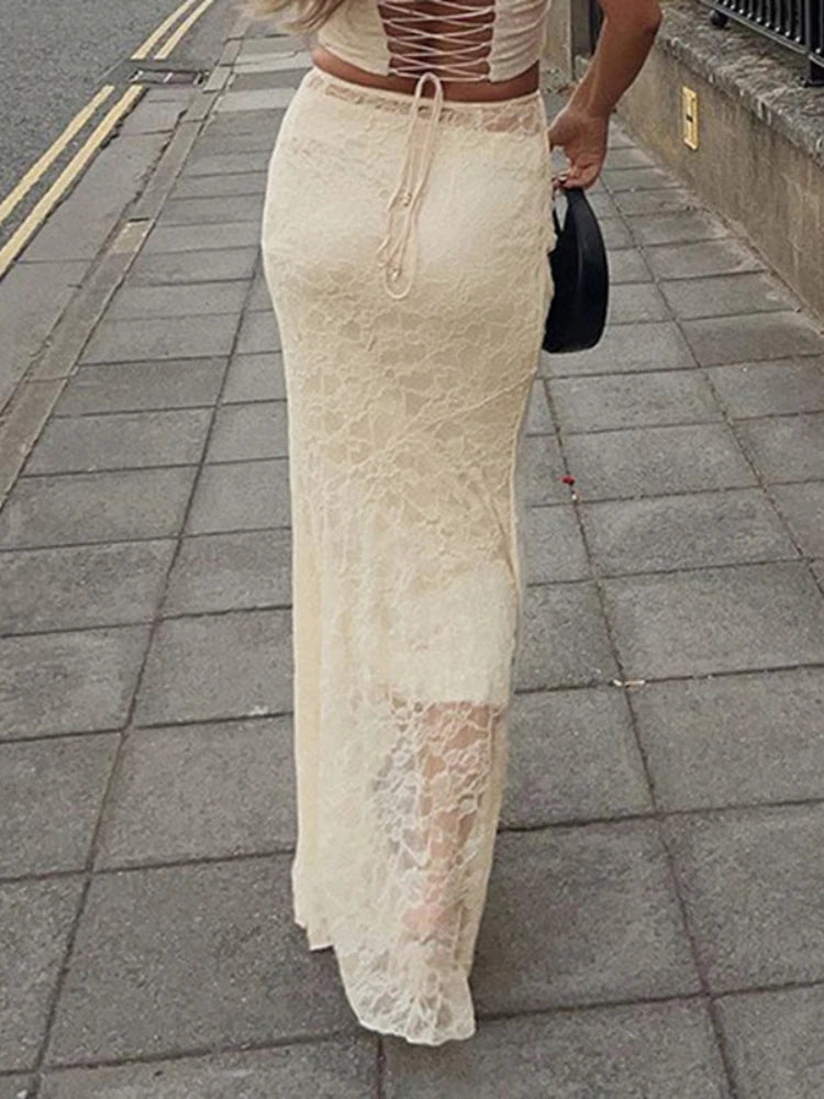 Beautifully Finished Garment in a Timeless Design