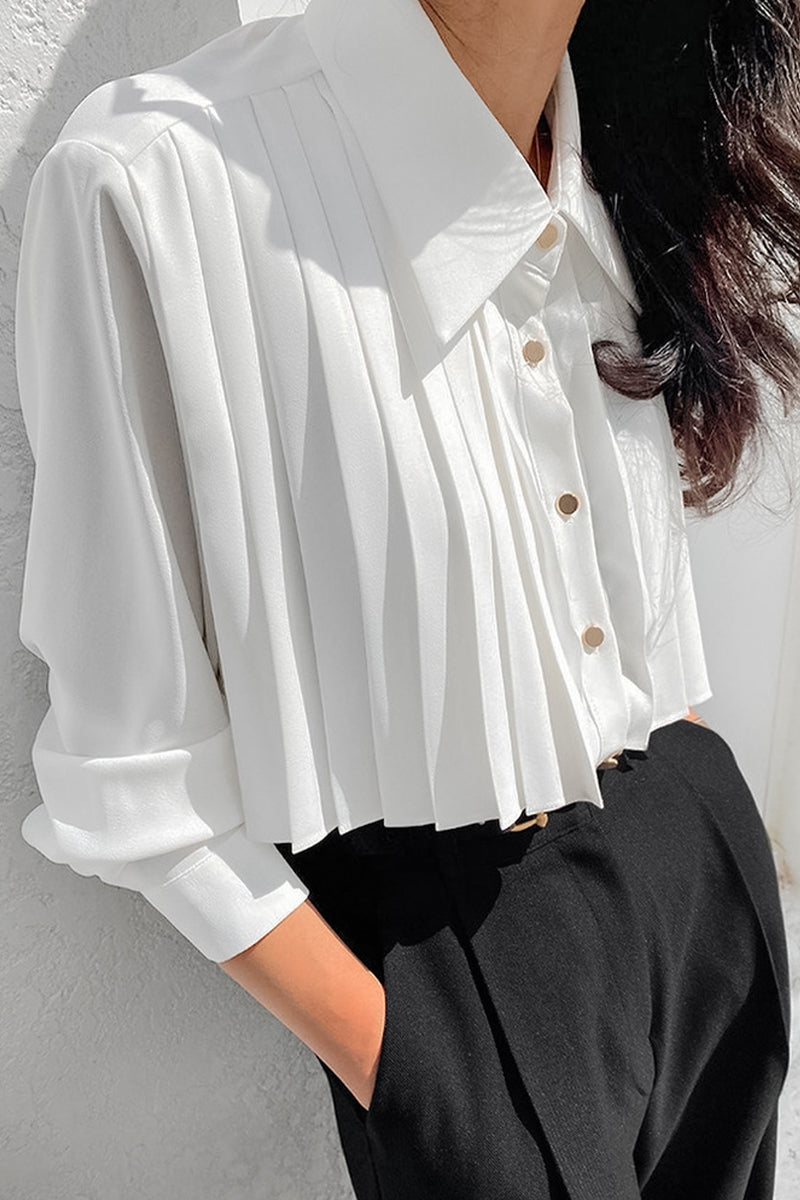Classic Vintage Blouse with a Flattering Fit