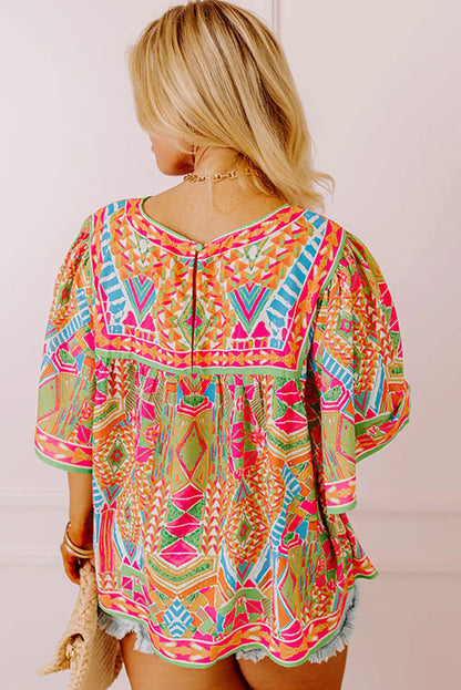 Sophisticated Blouse with a Clean Classic Look