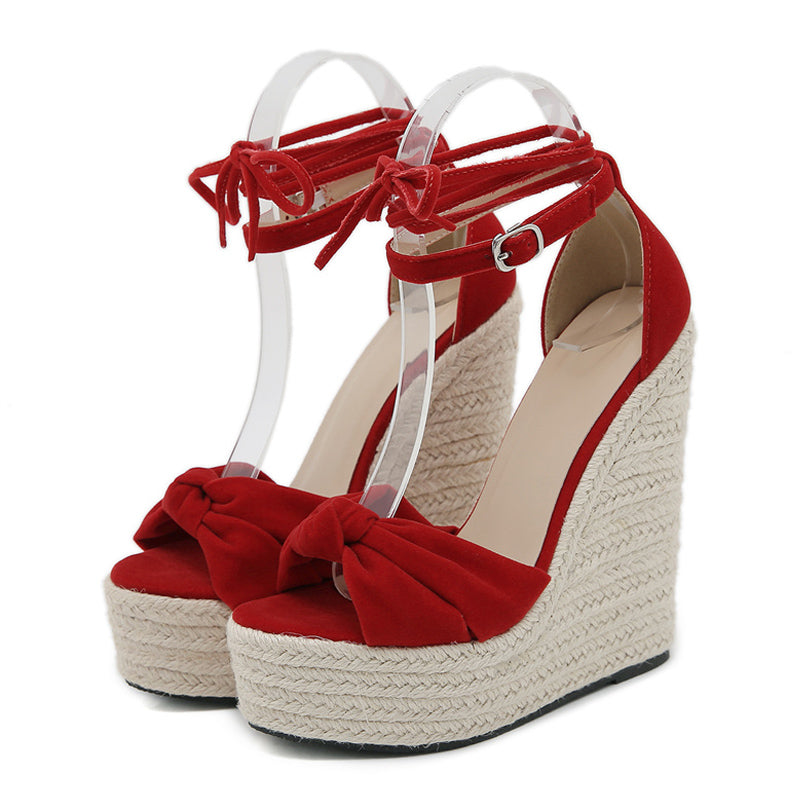Polished Heels with an Effortless Classic Look