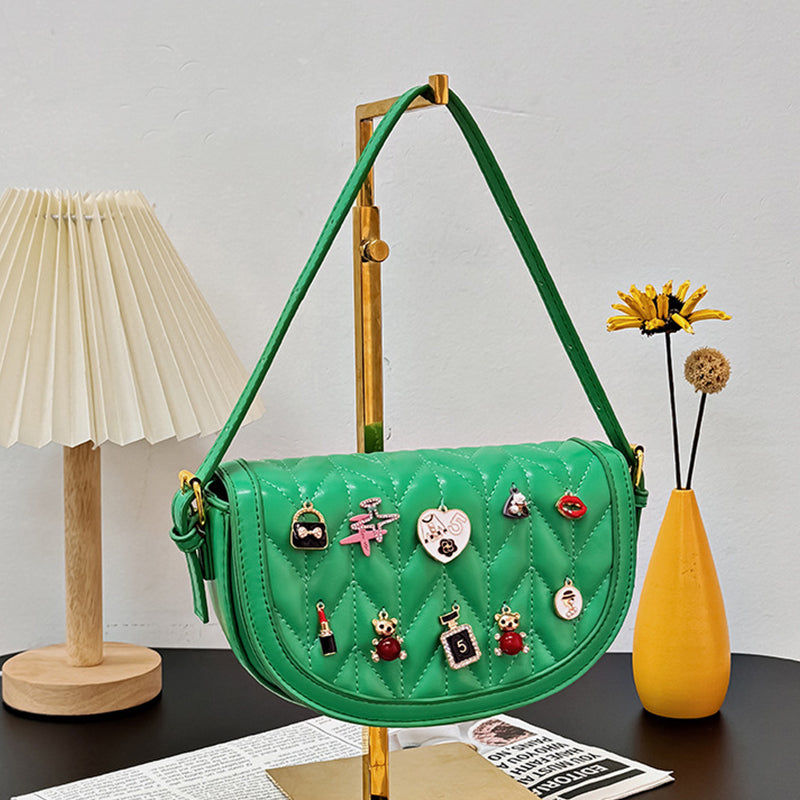 Well Tailored Bag with a Graceful Silhouette