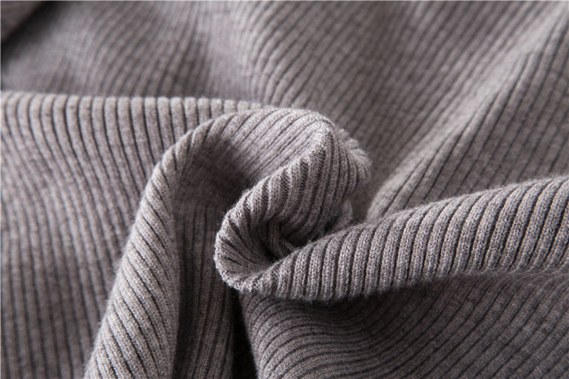 Effortlessly Elegant Garment with a Timeless Design