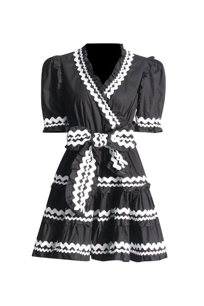 Gracefully Styled Dress for Any Occasion