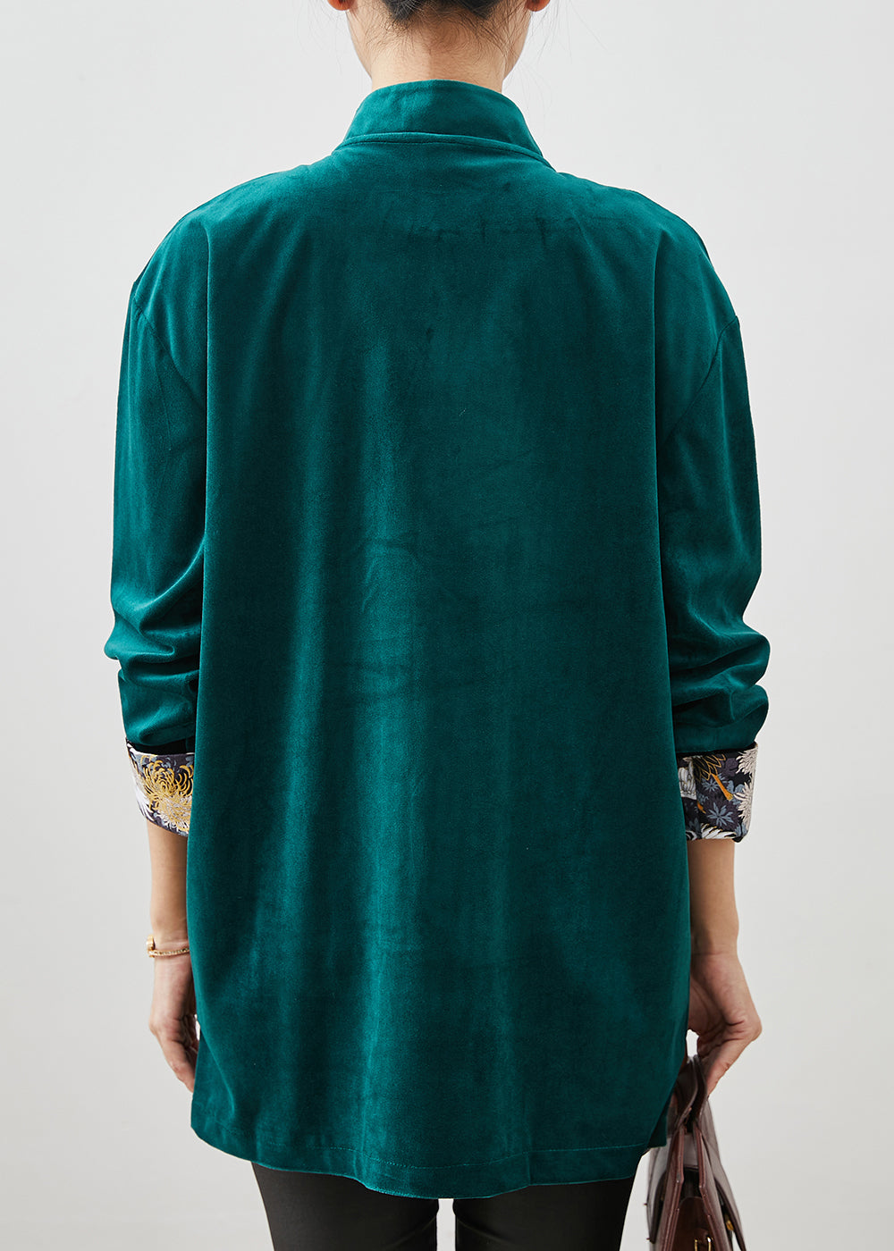 Gracefully Styled Shirt for Any Occasion