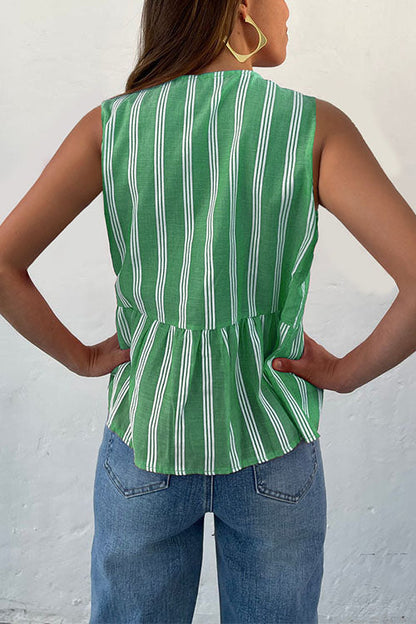 Classic Vintage Top with a Flattering Fit