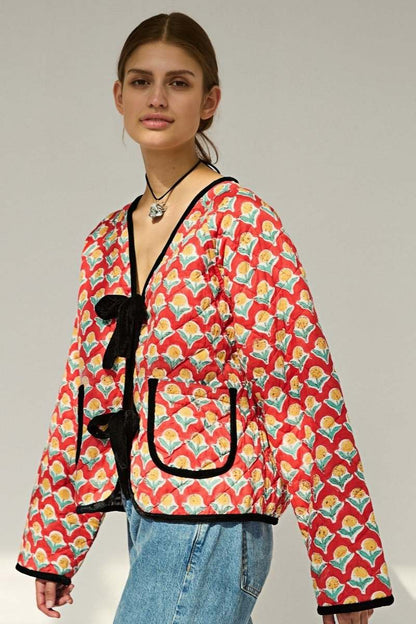 Well Tailored Jacket with a Graceful Silhouette