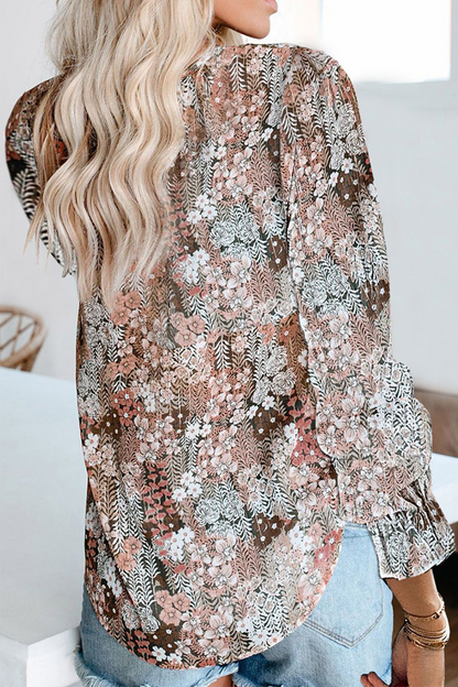 Well Tailored Top with a Graceful Silhouette