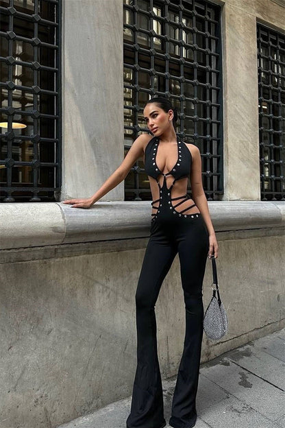 Sophisticated Garment with a Clean Classic Look