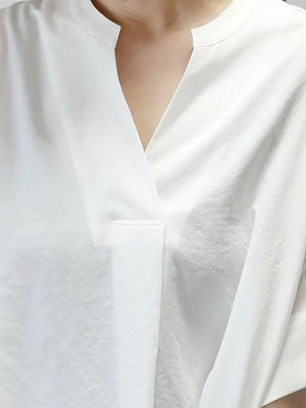Beautifully Crafted Blouse in a Classic Style