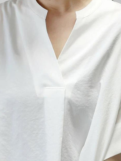 Beautifully Crafted Blouse in a Classic Style