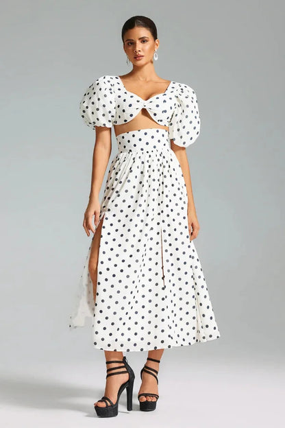 Gracefully Styled Garment for Any Occasion