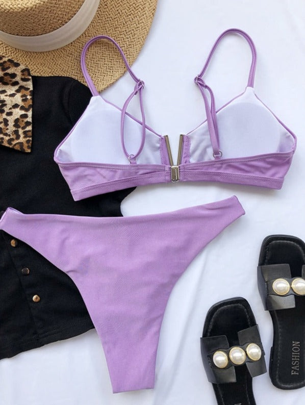 Beautifully Finished Bikini in a Timeless Design