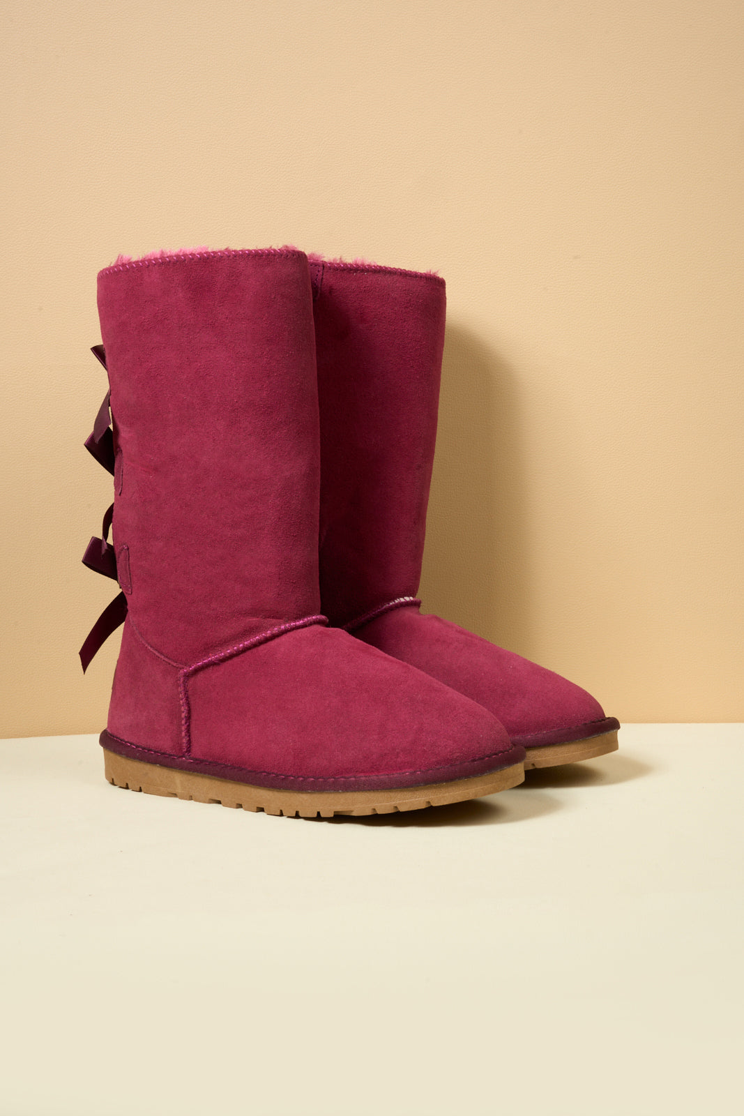 Effortlessly Elegant Boots with a Timeless Design