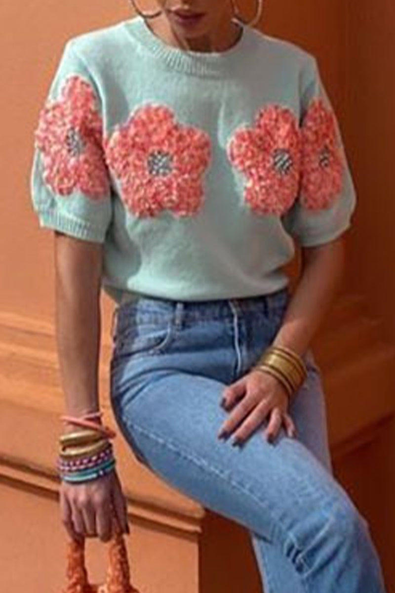 Classic Vintage Sweater with a Flattering Fit