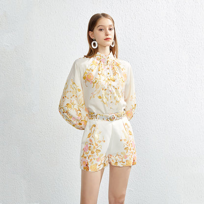 Classic Vintage Shirt with a Flattering Fit