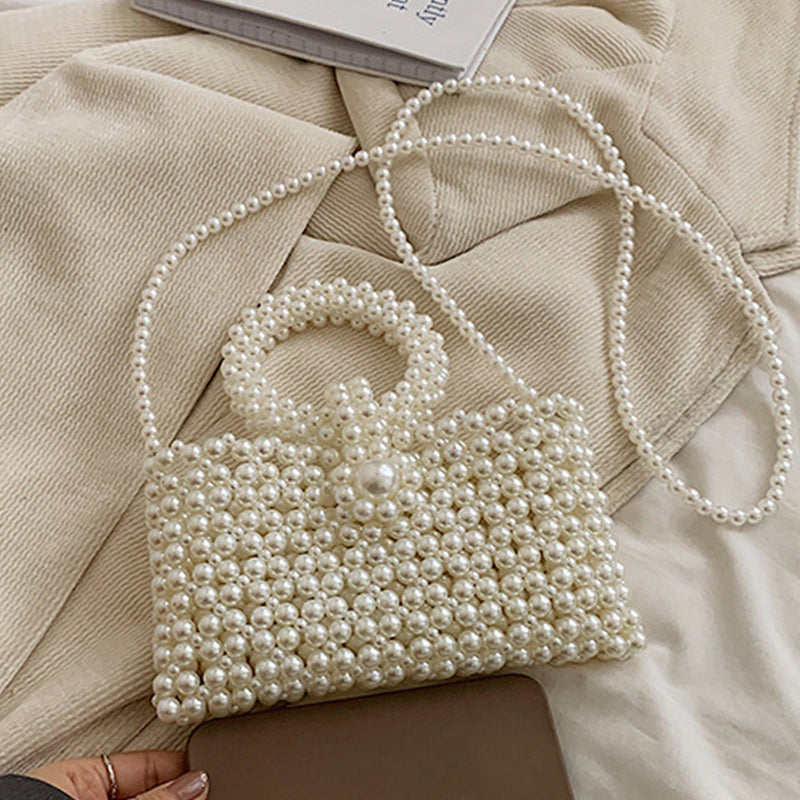 Beautifully Finished Bag in a Timeless Design