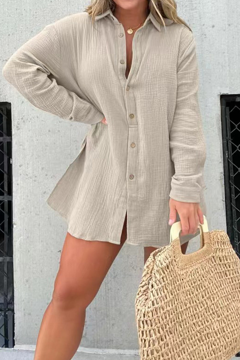 Sophisticated Garment with a Clean Classic Look