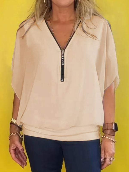 Effortlessly Elegant Top with a Timeless Design