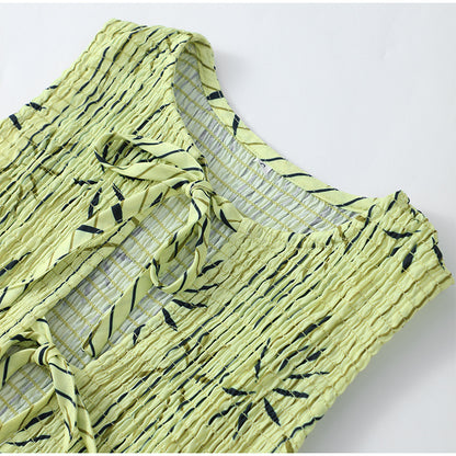 Gracefully Styled Garment for Any Occasion