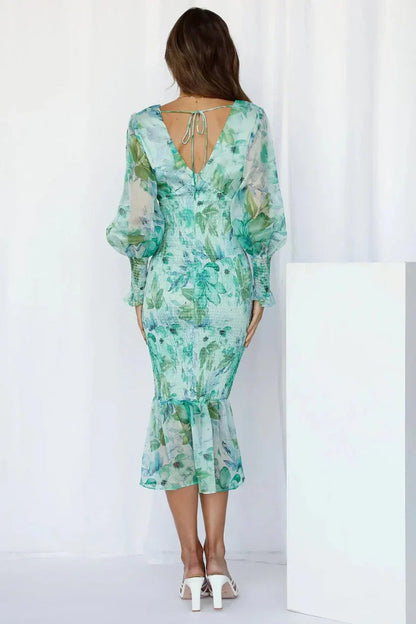 Classic Vintage & Enduringly Stylish Dress
