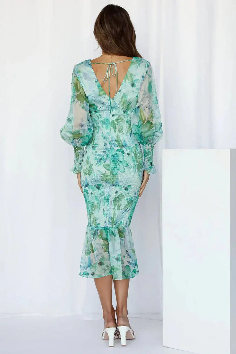 Classic Vintage & Enduringly Stylish Dress