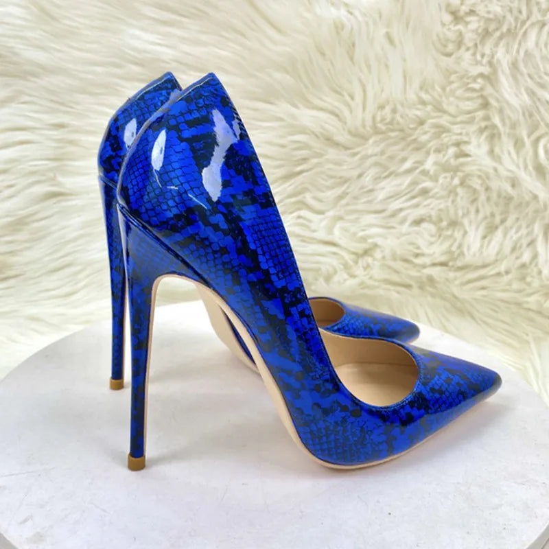 Beautifully Finished Heels in a Timeless Design