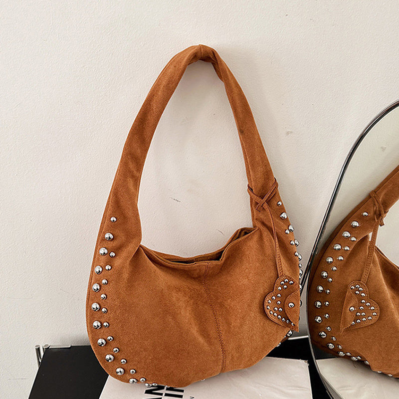 A Vintage Style Bag with Delicate Timeless Details