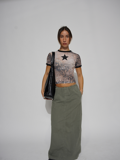 Beautifully Finished Garment in a Timeless Design