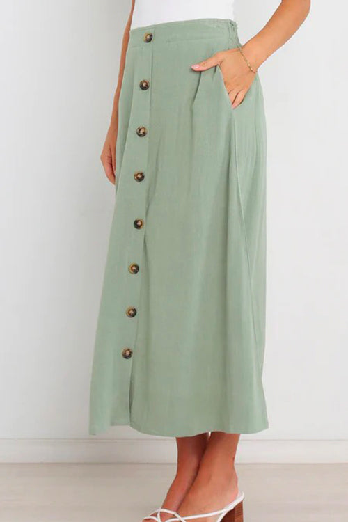 Gracefully Styled Garment for Any Occasion