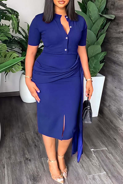 Beautifully Finished Dress in a Timeless Design