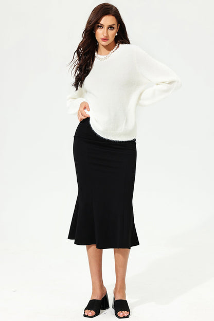 Classic Vintage Sweater with a Flattering Fit