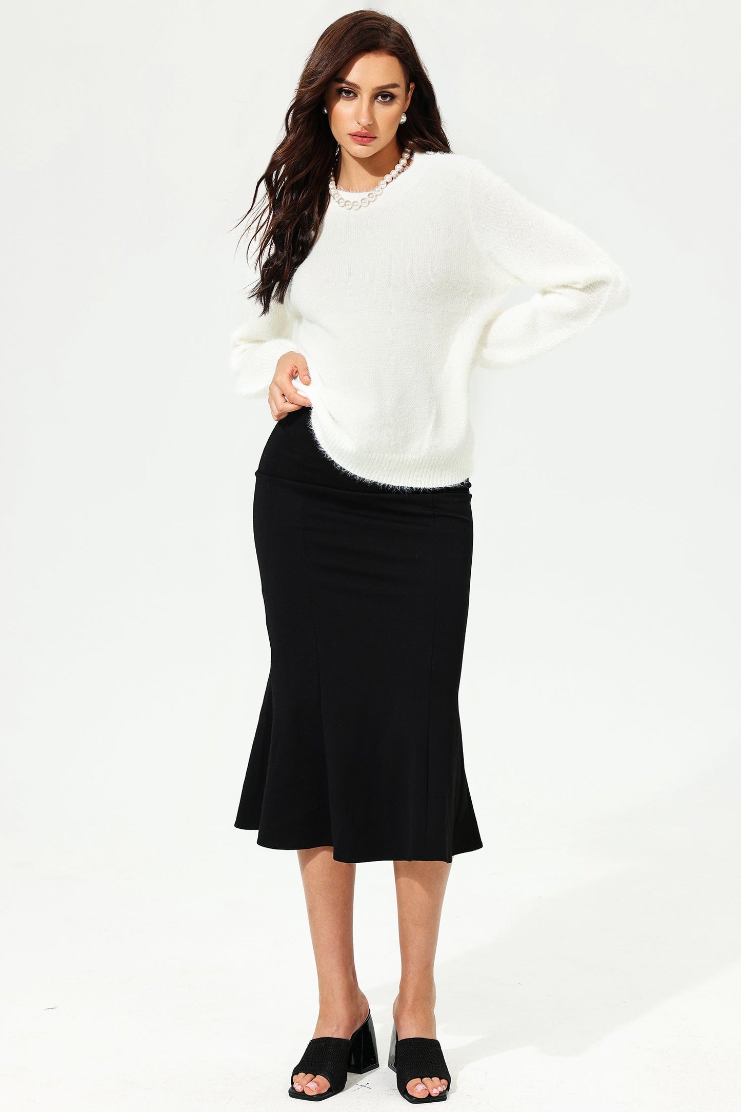 Beautifully Finished Sweater in a Timeless Design