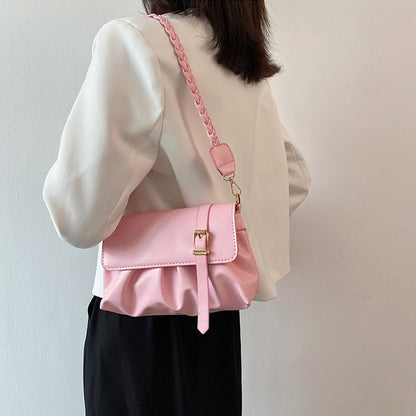 Elegantly Styled Bag for Everyday Wear