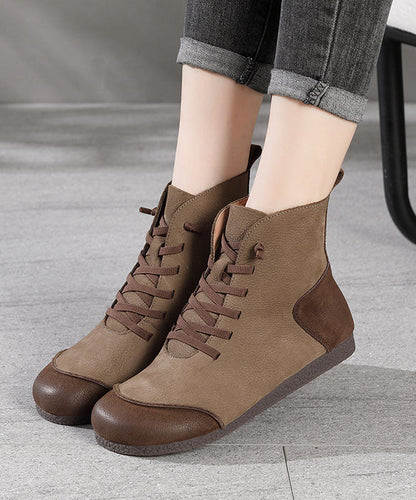 Well Tailored Boots with a Graceful Silhouette