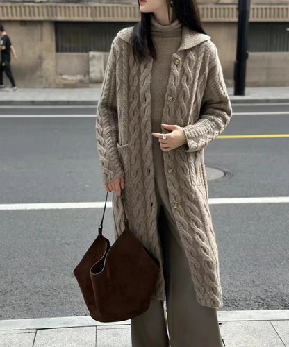 Gracefully Styled Bag for Any Occasion