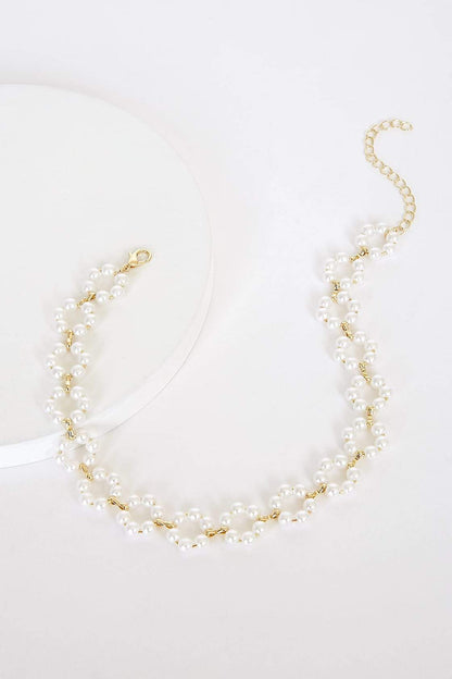 Effortlessly Elegant Garment with a Timeless Design