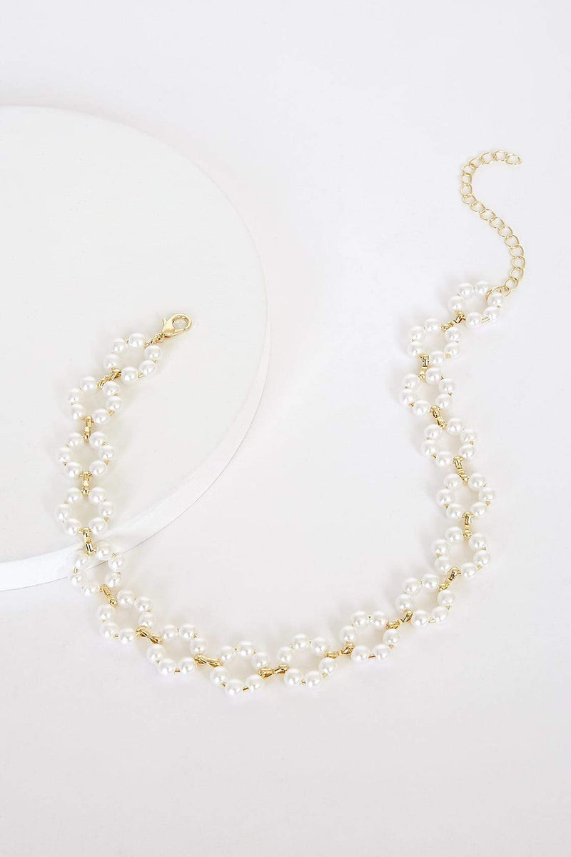 Effortlessly Elegant Garment with a Timeless Design