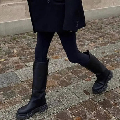 Well Tailored Boots with a Graceful Silhouette