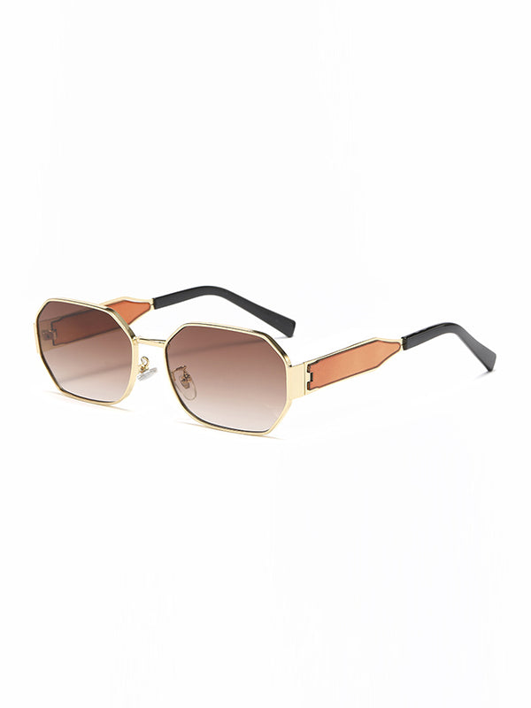 Sophisticated Garment with a Clean Classic Look