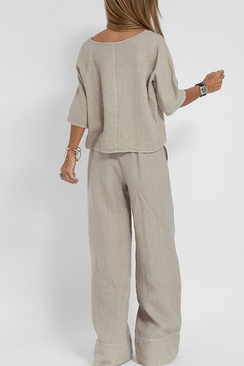 Sophisticated Pants with a Clean Classic Look