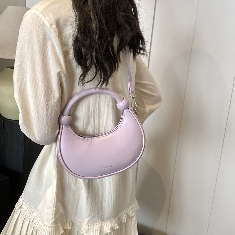 Effortlessly Elegant Bag with a Timeless Design